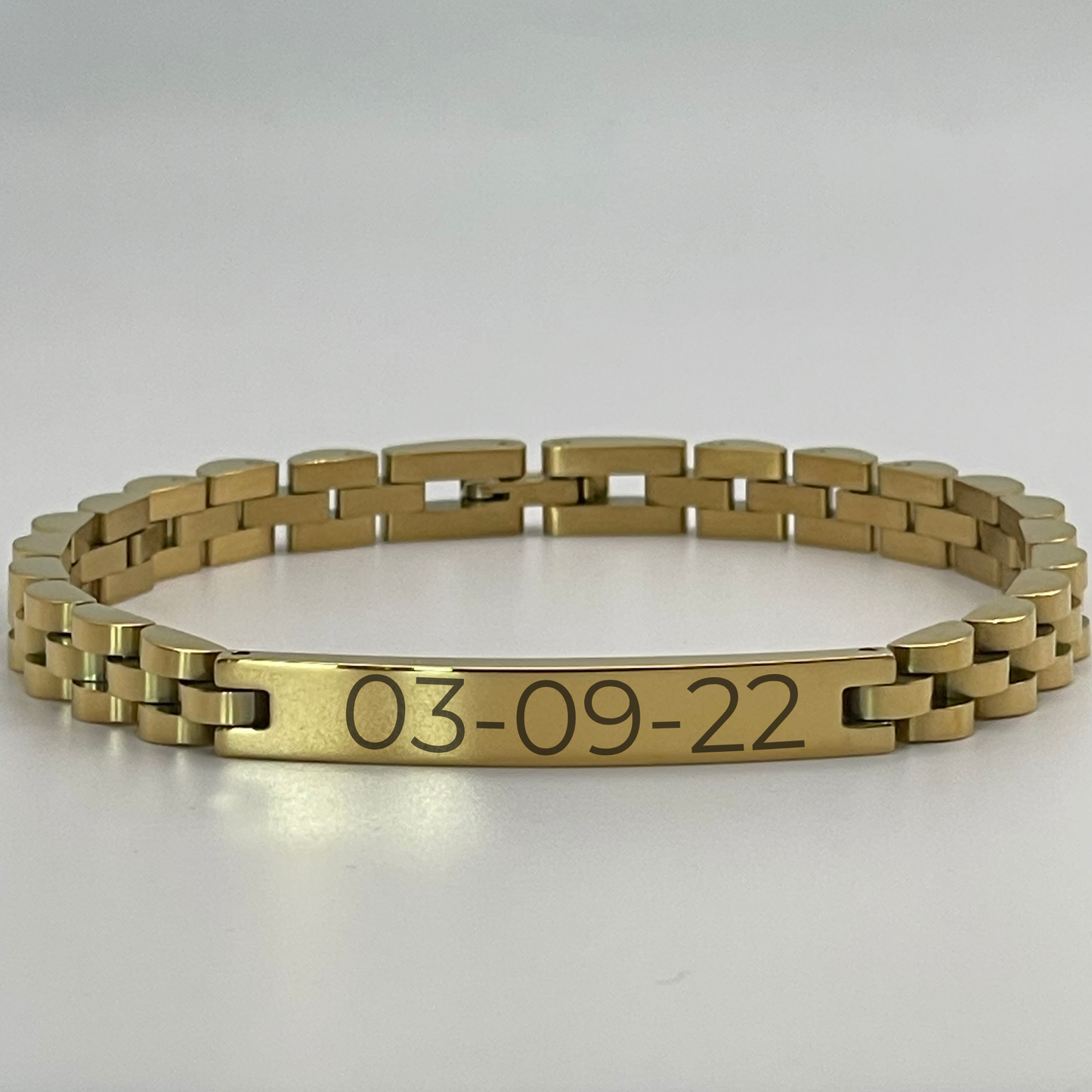 ENGRAVED BRACELET W/ BLOCK CHAIN