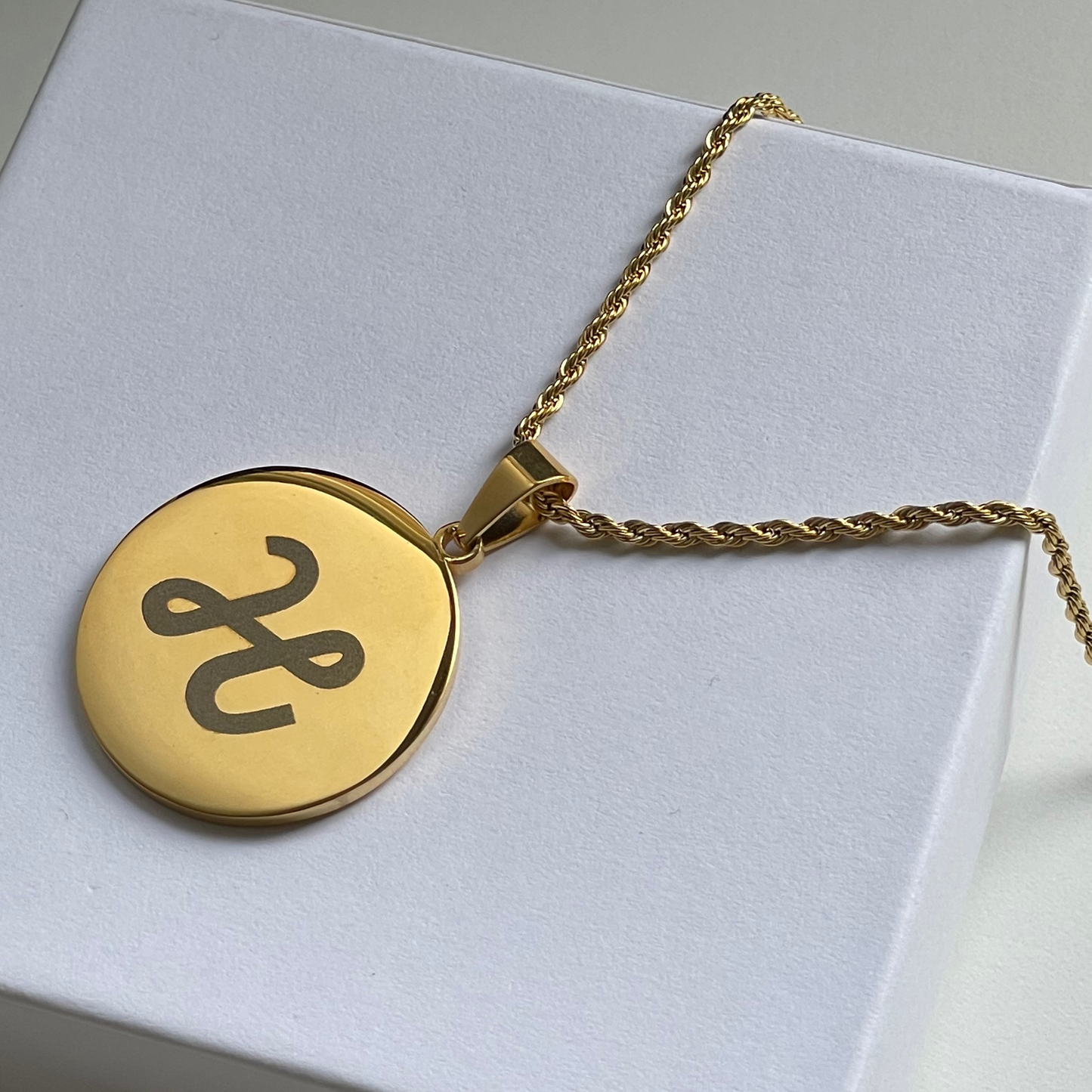 ENGRAVED DISC PENDANT