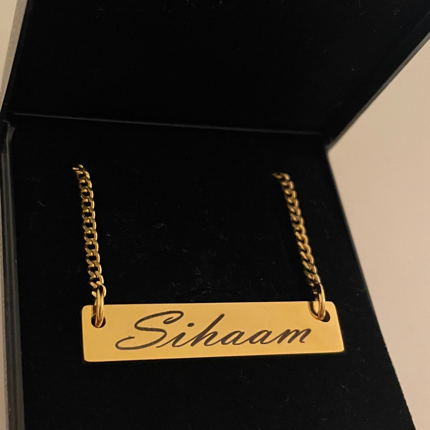 ENGRAVED BAR NECKLACE II