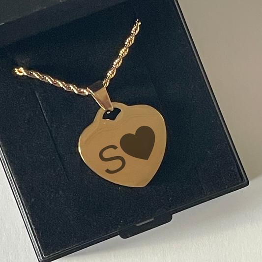 ENGRAVED HEART PENDANT