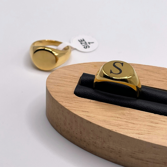 SIGNET RINGS - GOLD